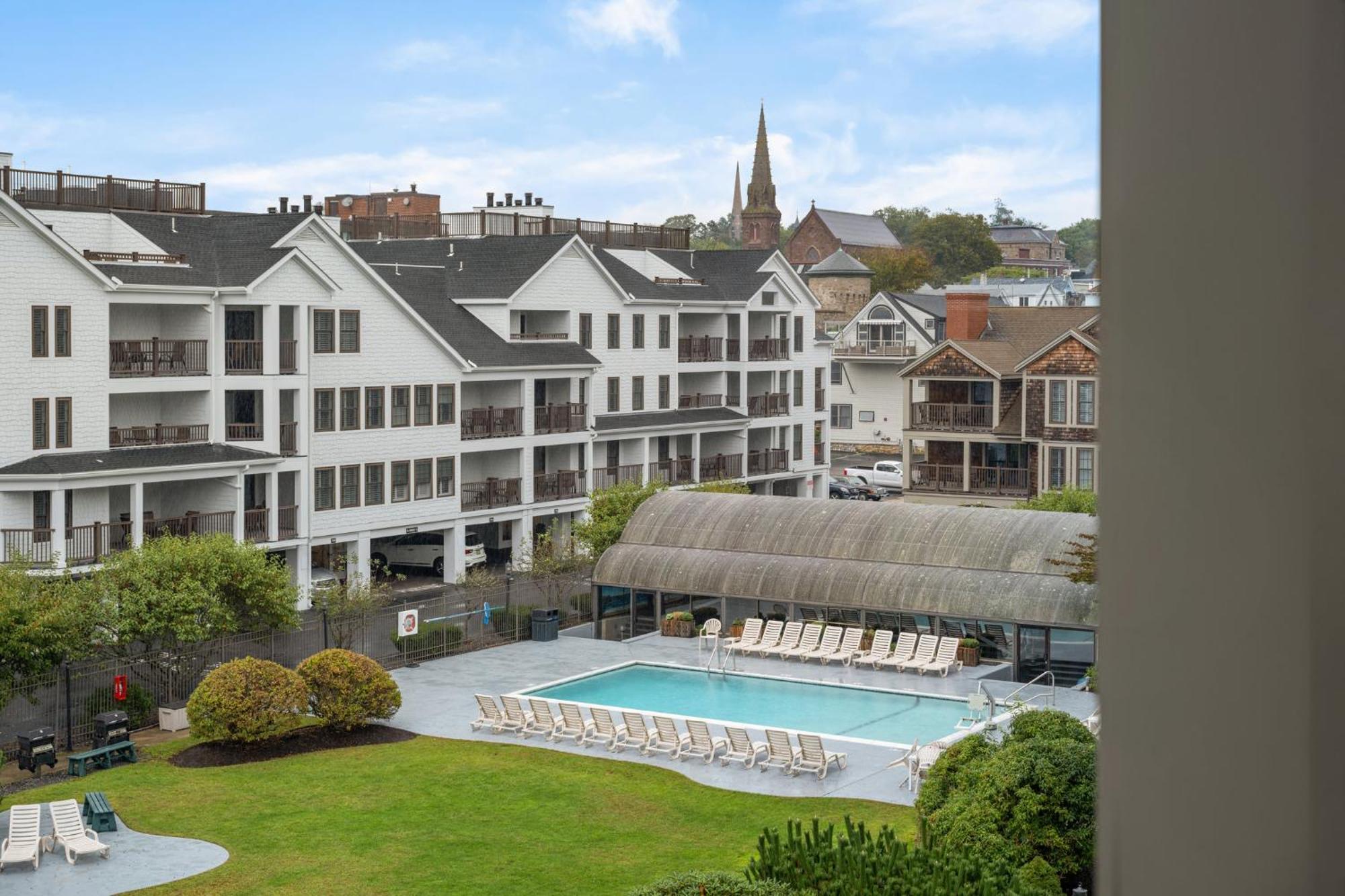 Club Wyndham Newport Onshore Zewnętrze zdjęcie